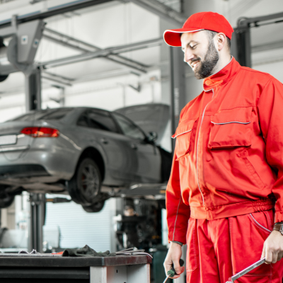 خدمات صيانة سيارات متنقلة